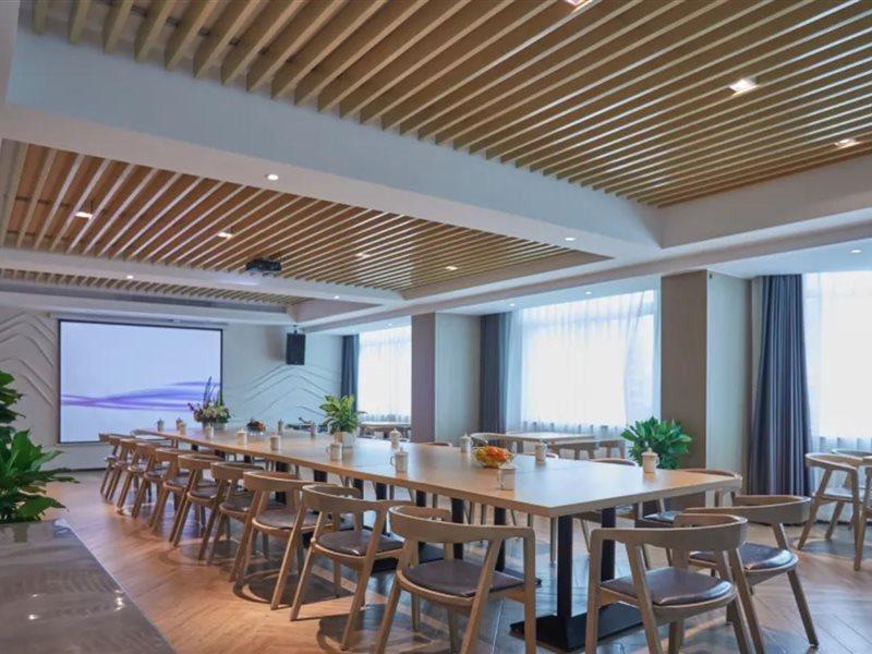 Yiwu Boman Boutique Hotel Ngoại thất bức ảnh