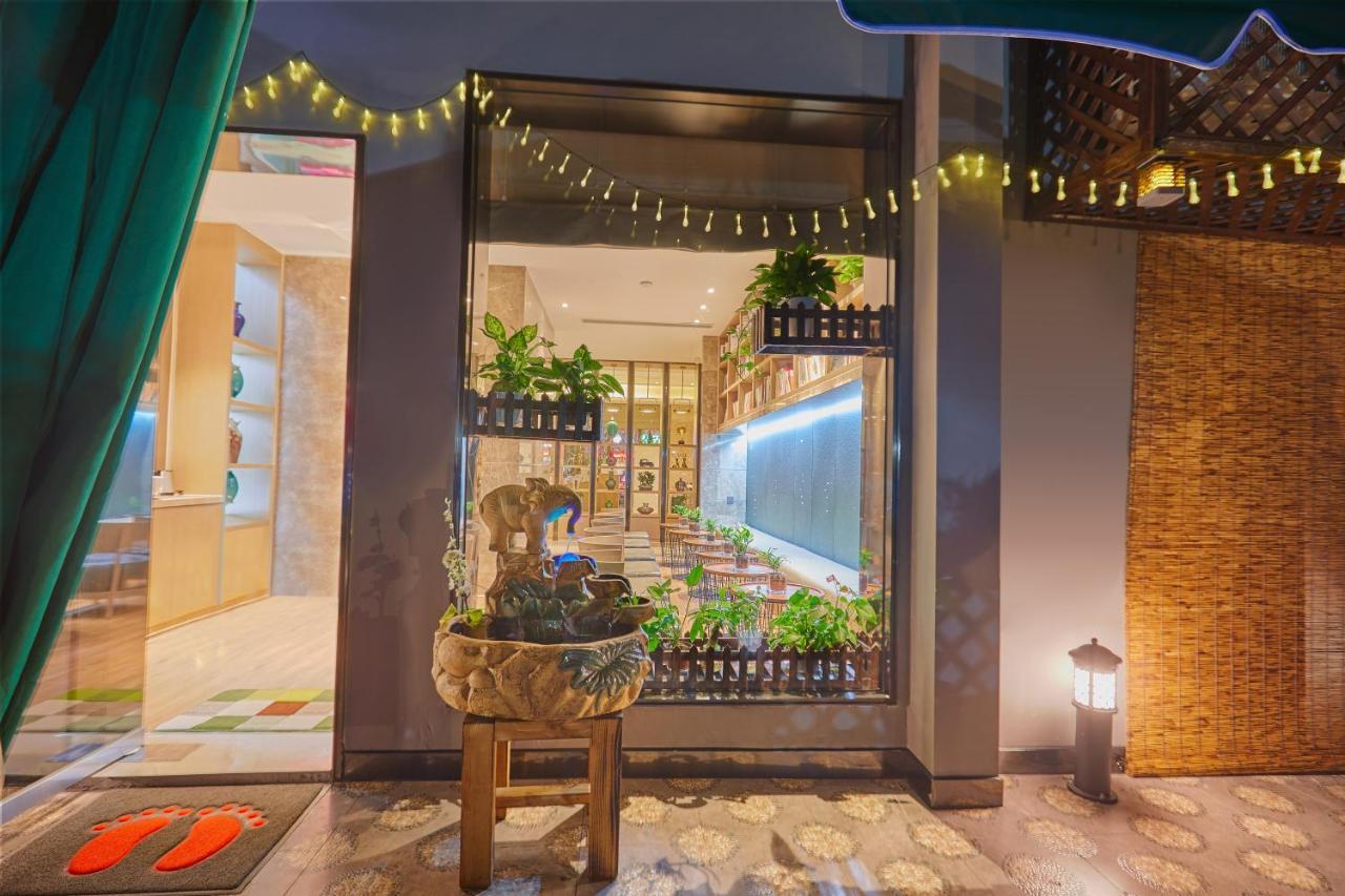 Yiwu Boman Boutique Hotel Ngoại thất bức ảnh